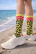 Socken - Leo gelb mit pinken Streifen